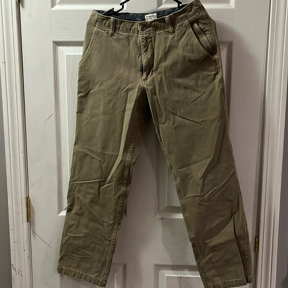 Tan chinos